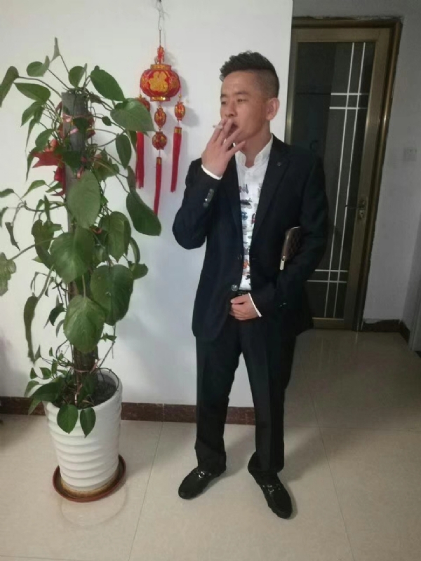 男人三十而立的第二张照片--常州相亲服务中心
