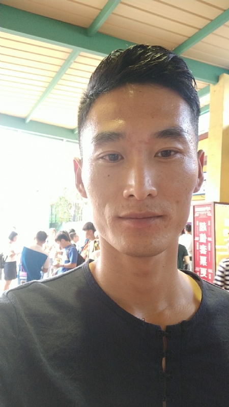 难得糊涂的第一张照片--常州相亲服务中心