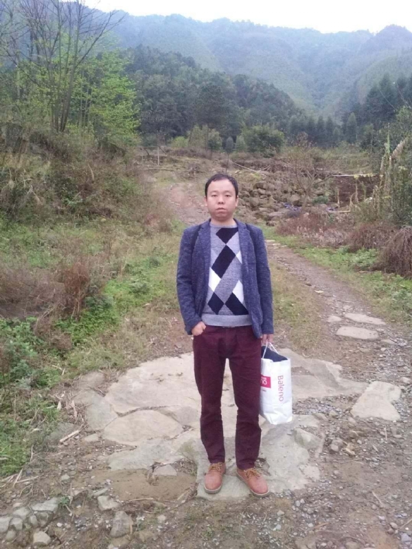 奋斗的第一张照片--常州相亲服务中心