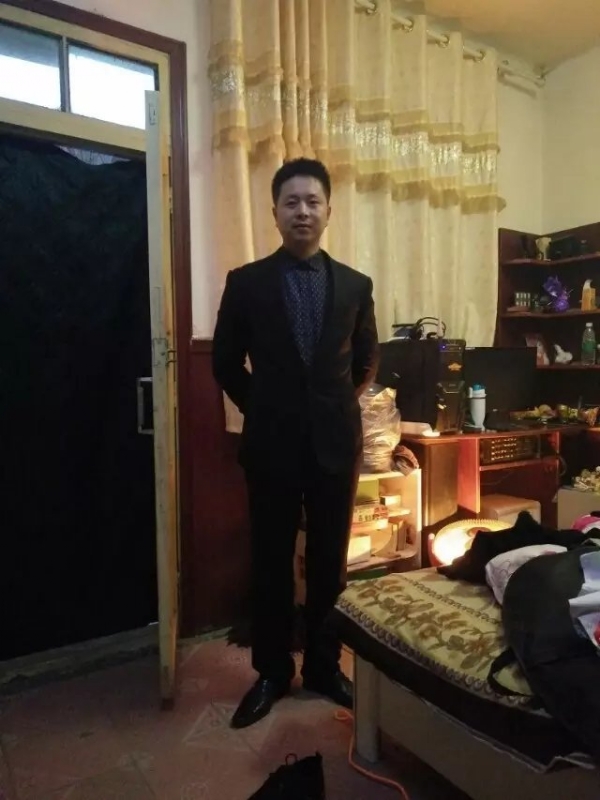 亮亮的第一张照片--常州相亲服务中心