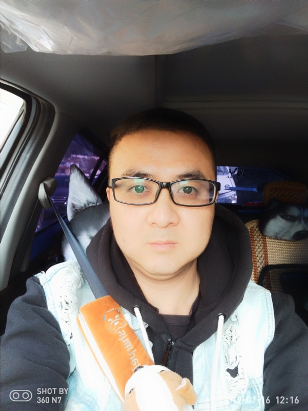 香烟最懂男人心的第一张照片--常州相亲服务中心