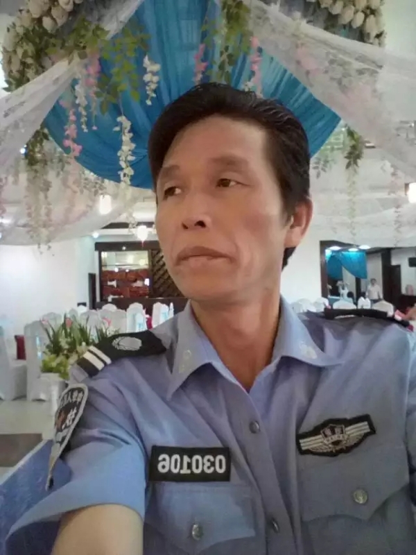 卧窗听雨的第二张照片--常州相亲服务中心
