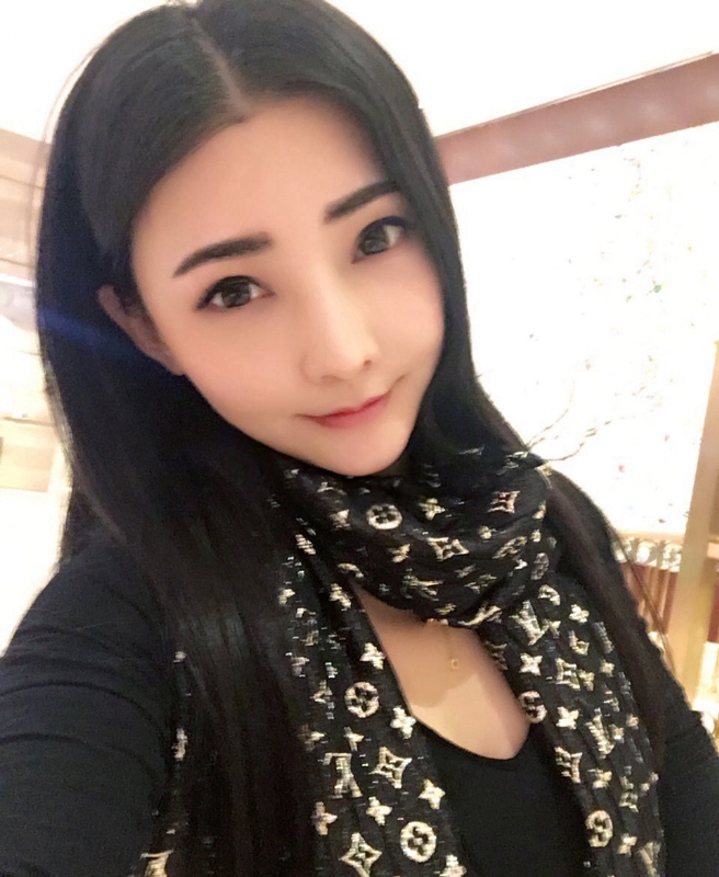 詩詩的第一张照片--常州相亲服务中心