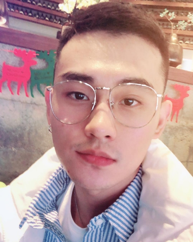 胡强很孤单的第一张照片--常州相亲服务中心
