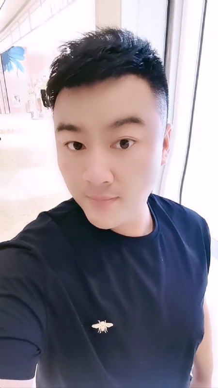 微风徐徐的第二张照片--常州相亲服务中心