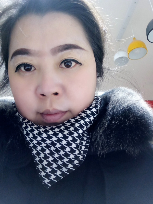 余猪猪的第一张照片--常州相亲服务中心