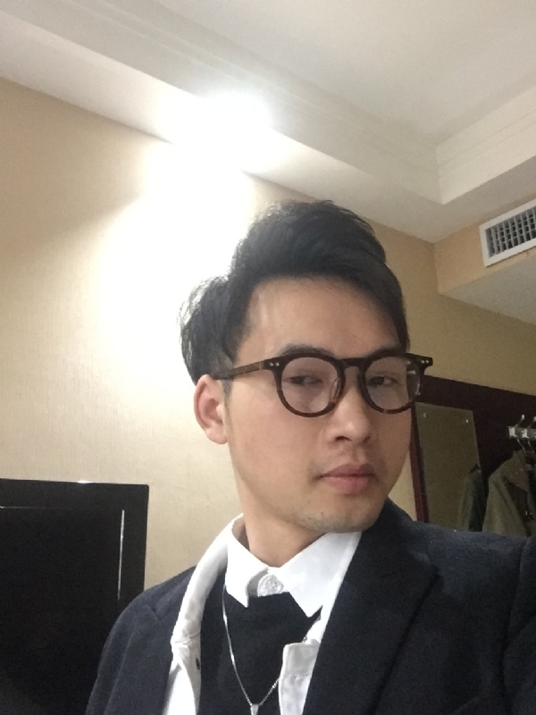 曾亮的第一张照片--常州相亲服务中心
