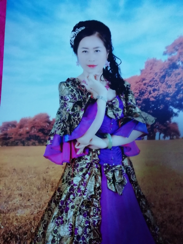 清水芙蓉的第一张照片--常州相亲服务中心