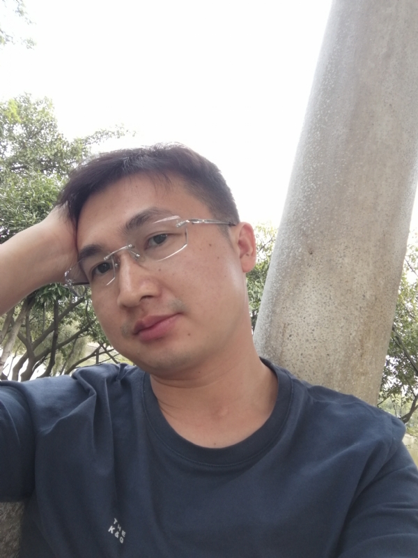 不如随风的第一张照片--常州相亲服务中心