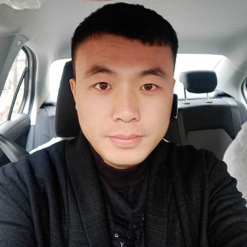 董加个龙的第一张照片--常州相亲服务中心