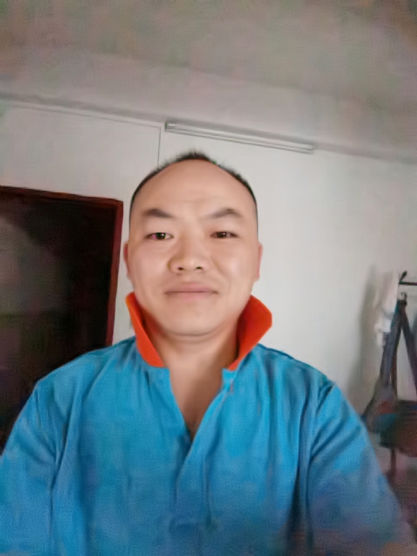 与子携老的第四张照片--常州相亲服务中心