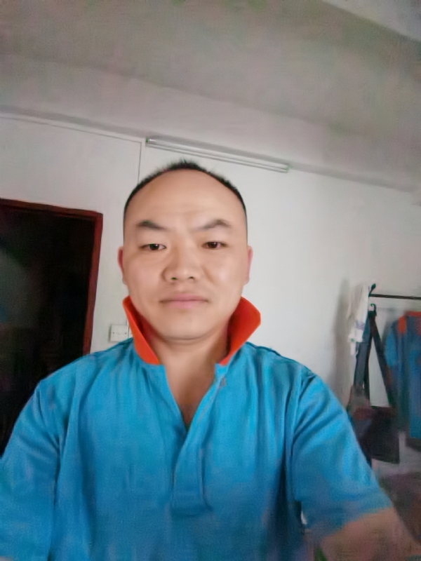 与子携老的第五张照片--常州相亲服务中心