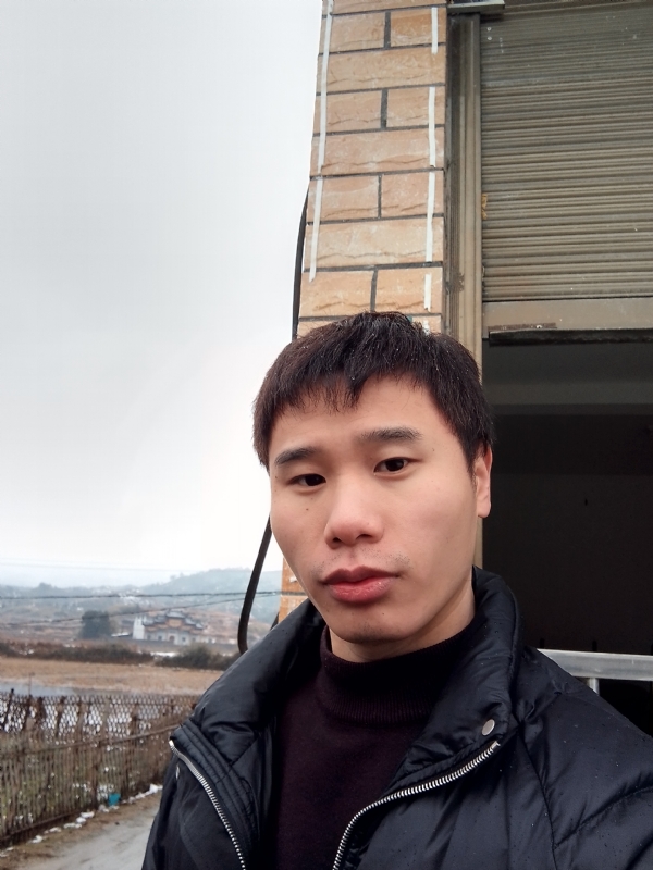 银色的羽翼的第一张照片--常州相亲服务中心