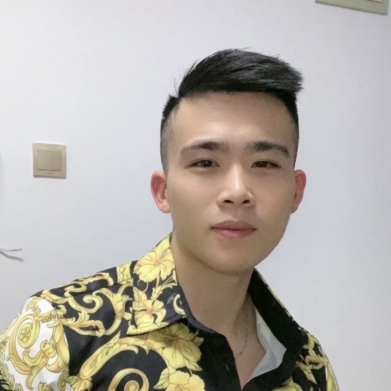 迷彩冲锋衣的第一张照片--常州相亲服务中心