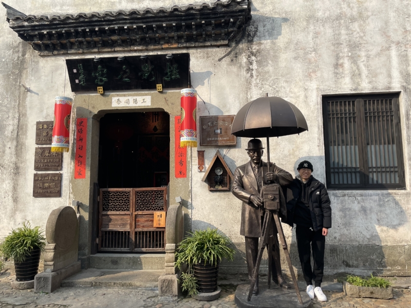 喝可乐的猫的第一张照片--常州相亲服务中心