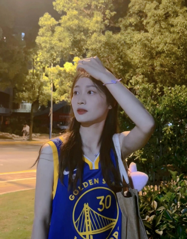 小趴菜的第三张照片--常州相亲服务中心