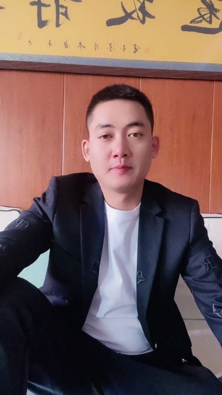 李泽胜的第一张照片--常州相亲服务中心