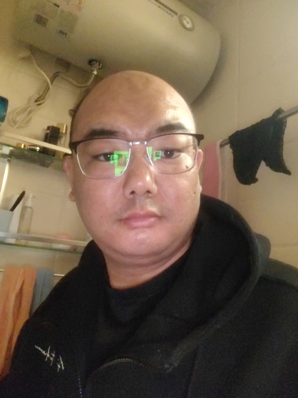 小胖子的第一张照片--常州相亲服务中心