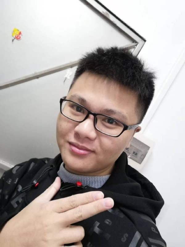 小小梦执的第一张照片--常州相亲服务中心