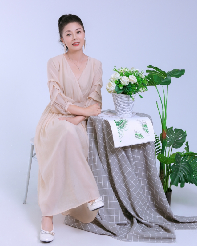 Anna的第一张照片--常州相亲服务中心
