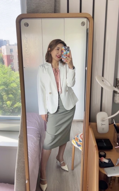 丽波的第三张照片--常州相亲服务中心