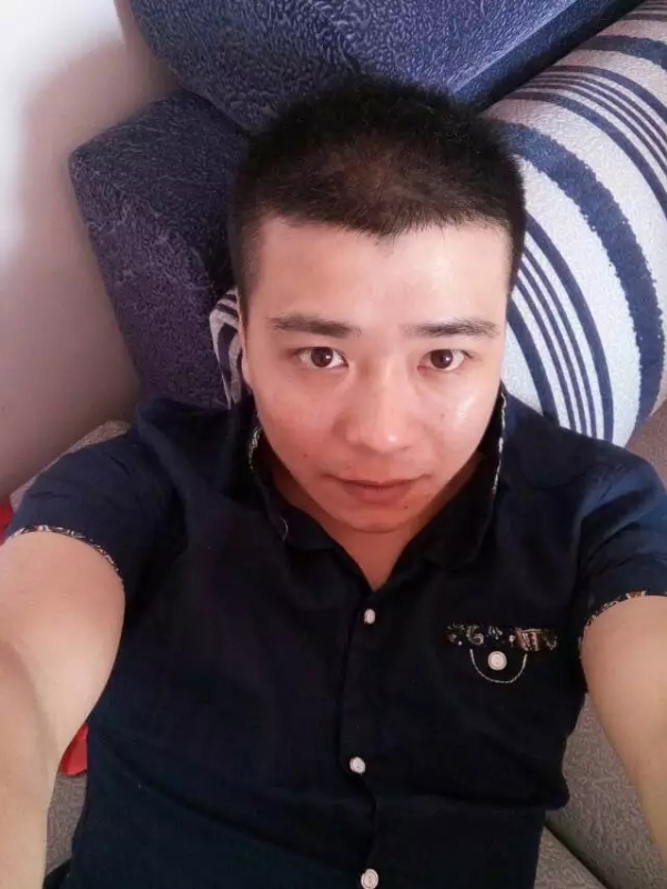 漫步的面包的第一张照片--常州相亲服务中心