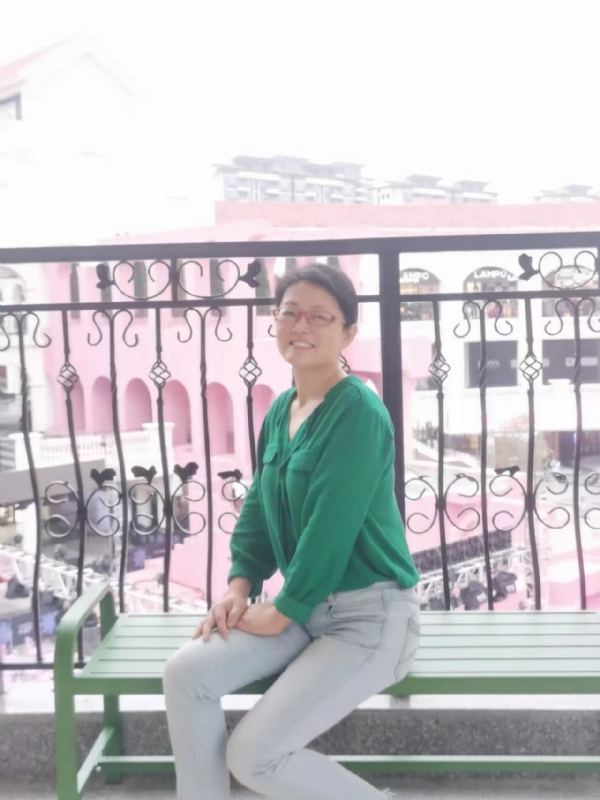丽华的第四张照片--常州相亲服务中心