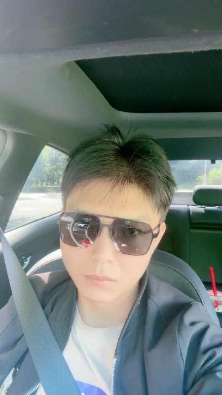 怀念的第一张照片--常州相亲服务中心