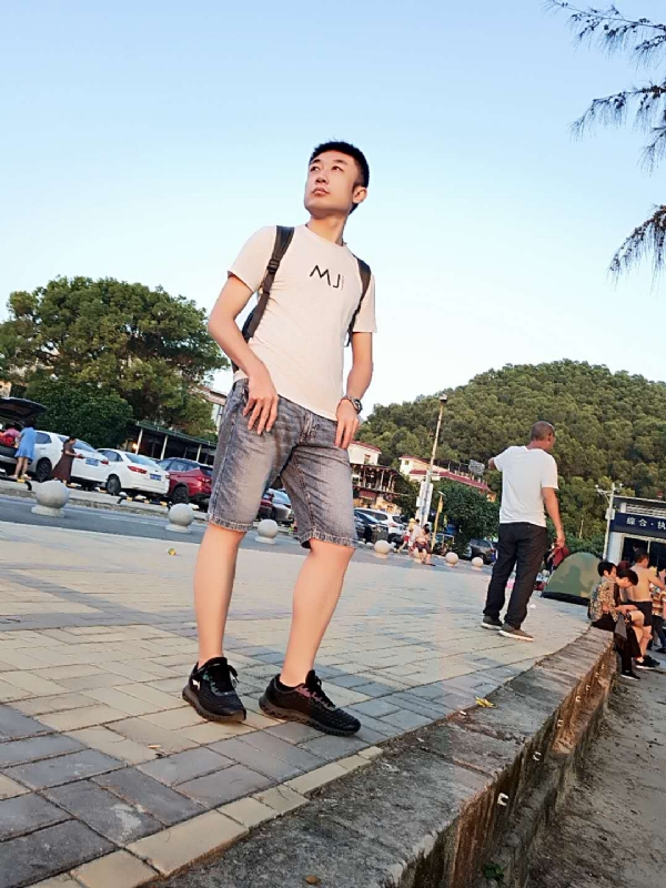 俊皓的第一张照片--常州相亲服务中心