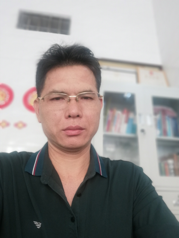 后视镜的第一张照片--常州相亲服务中心